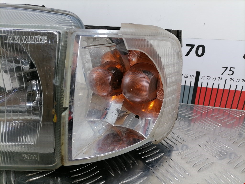 Фара левая RENAULT Midlum 1999-2013
