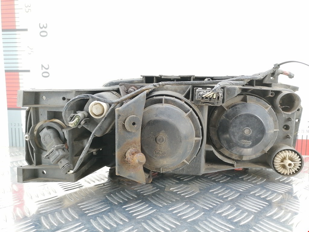 Фара левая RENAULT Midlum 1999-2013