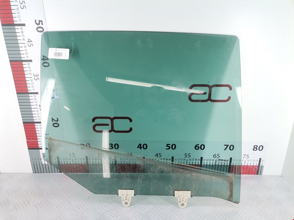 Стекло двери заднее правое RENAULT Megane III 2009-2016