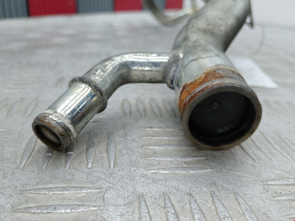 Патрубок VOLVO XC90 2002-2014