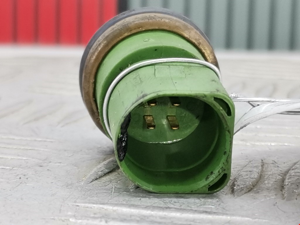 Датчик температуры (охлаждающей жидкости) VOLKSWAGEN Bora 1998-2005