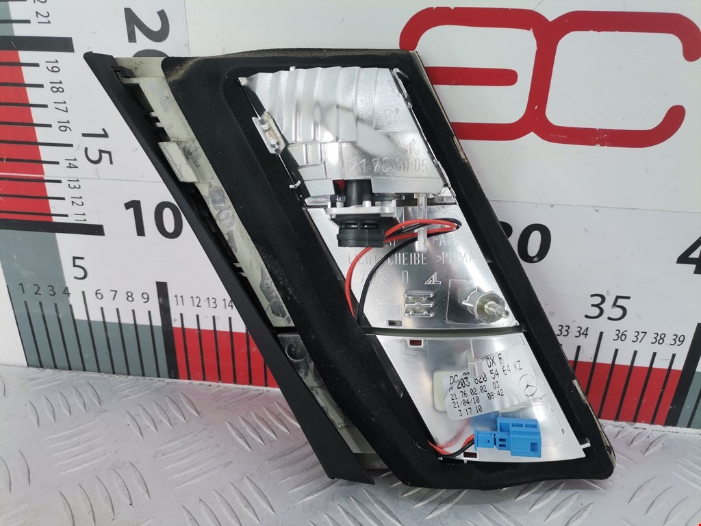 Фонарь задний внутренний правый MERCEDES-BENZ CLC-Class CL203 2008-2011