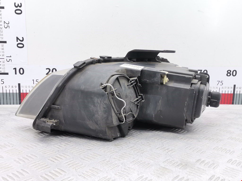 Фара правая AUDI A3 8P 2003-2013