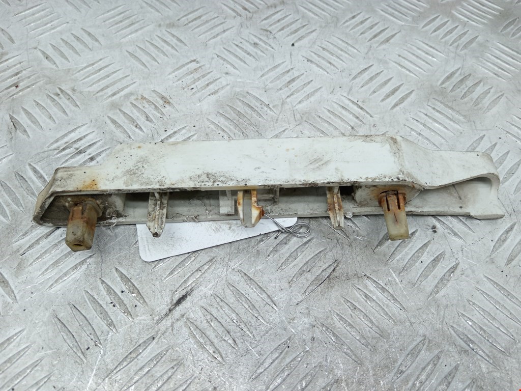 Кронштейн переднего бампера левый FORD Focus II 2005-2011