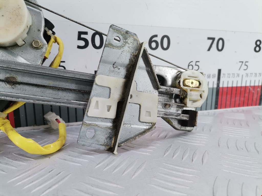 Стеклоподъемник передний правый MAZDA Xedos 6 1992-1999