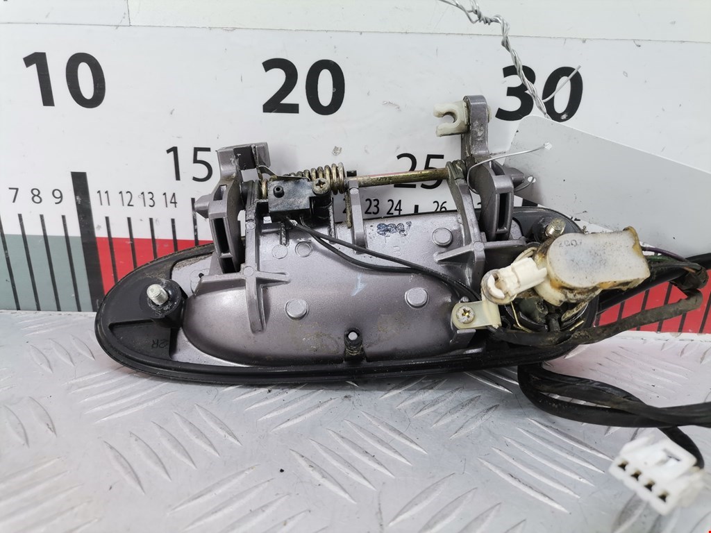 Ручка двери передней наружная правая MAZDA Xedos 6 1992-1999