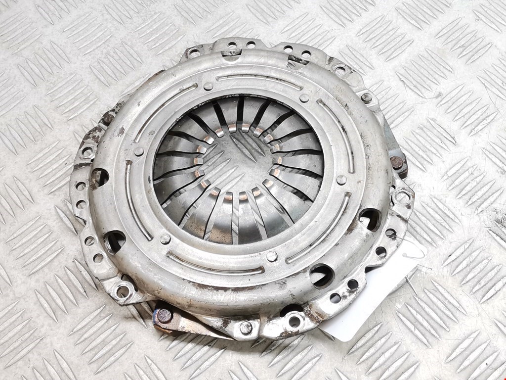 Маховик (демпфер сцепления) OPEL Corsa C 2000-2006