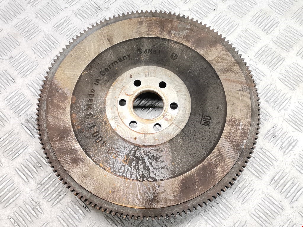 Маховик (демпфер сцепления) OPEL Corsa C 2000-2006