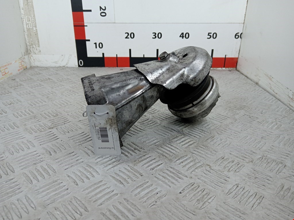 Кронштейн (крепление лапа) двигателя Mercedes E-Class (W211) (2002-2009)