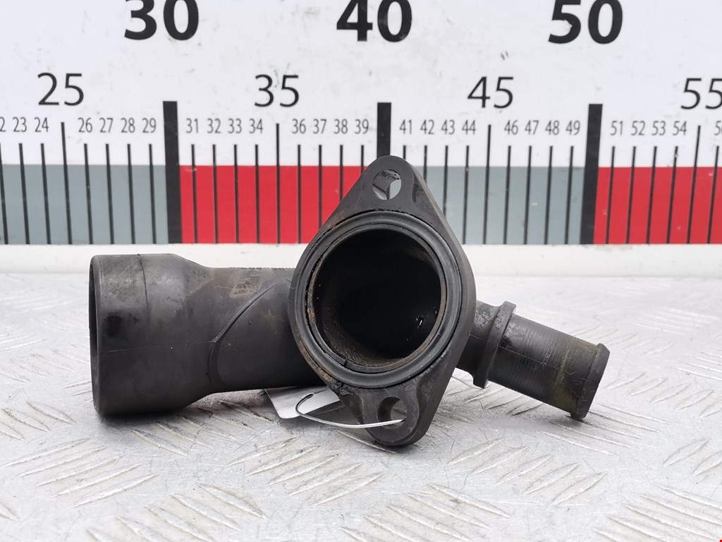 Тройник системы охлаждения FORD Kuga 2008-2012