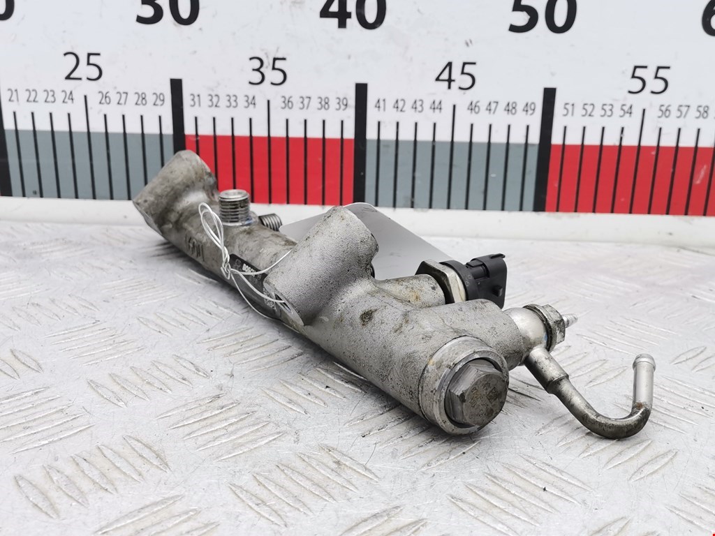 Датчик давления топлива OPEL Astra H/Family 2004-2015