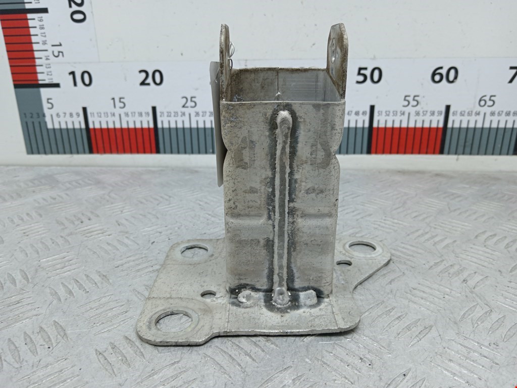 Отбойник бампера передний левый Renault Scenic 2 (2003-2009)