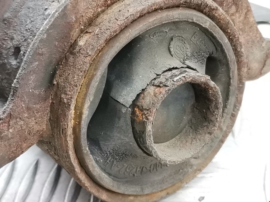 Рычаг передний правый FORD Focus I 1998-2005