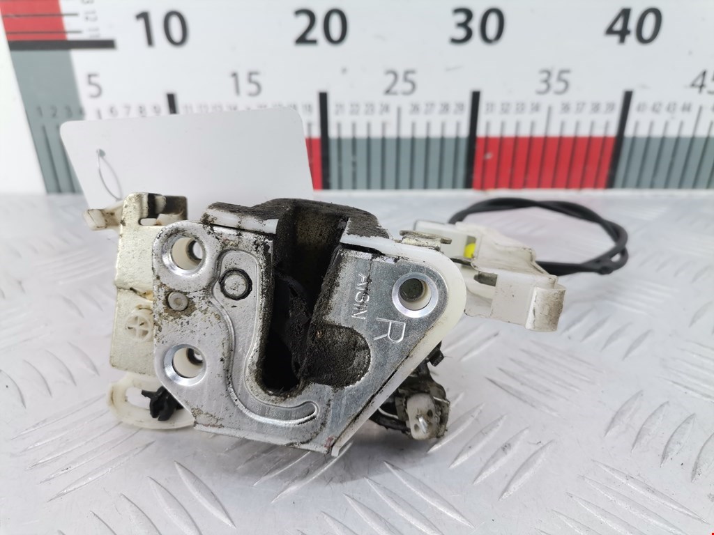 Замок двери передней правой Citroen C1 (2005-2014)