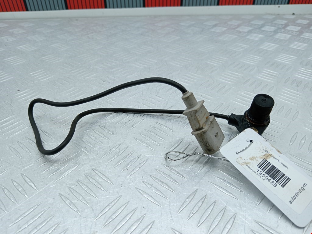 Датчик положения коленвала VOLKSWAGEN Bora 1998-2005