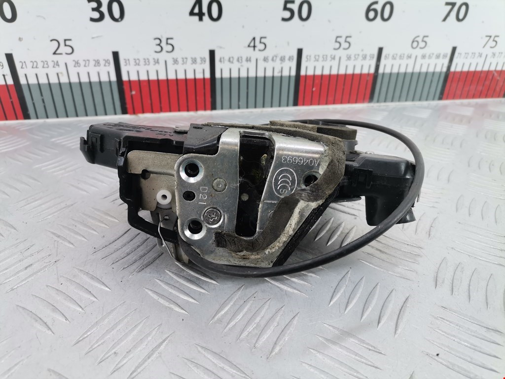 Замок двери передней правой TOYOTA RAV 4 XA30 2006-2012