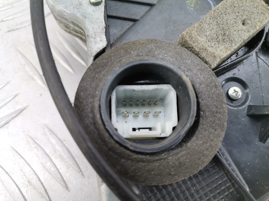 Замок двери передней правой TOYOTA RAV 4 XA30 2006-2012