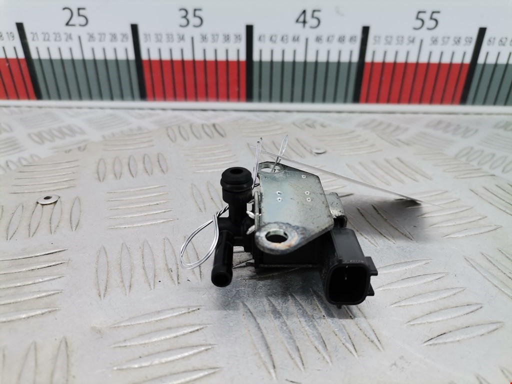 Клапан воздушного фильтра Nissan Note (E11) (2005-2013)