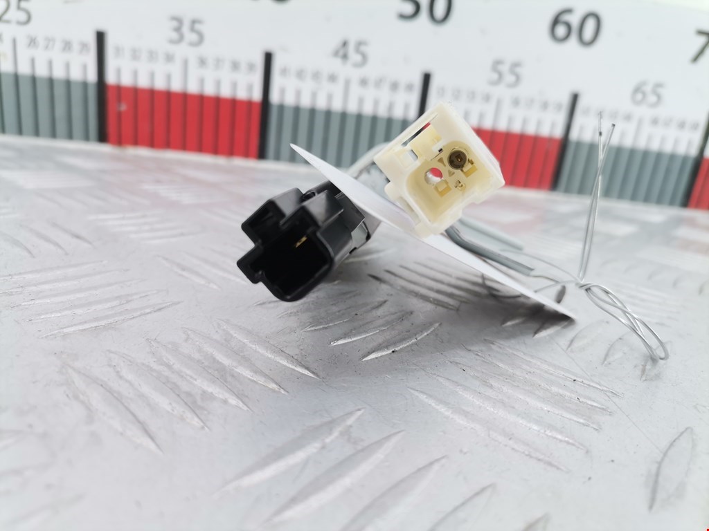 Усилитель антенны LEXUS CT 2010-2018