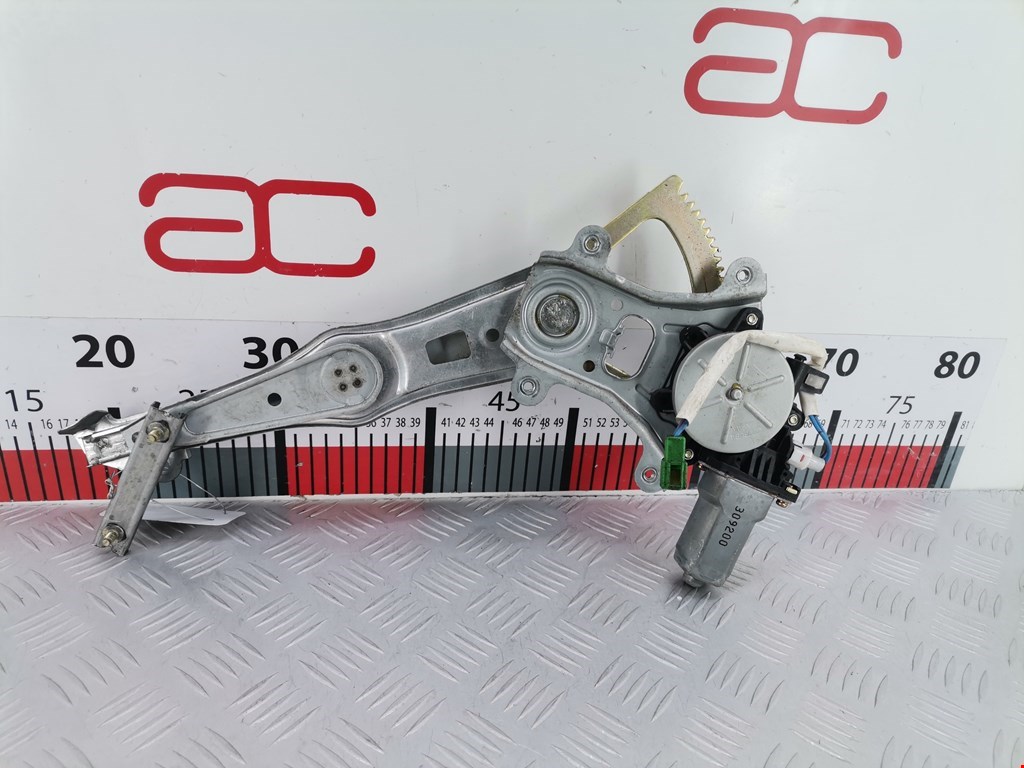 Стеклоподъемник задний правый SUBARU Legacy 2003-2009