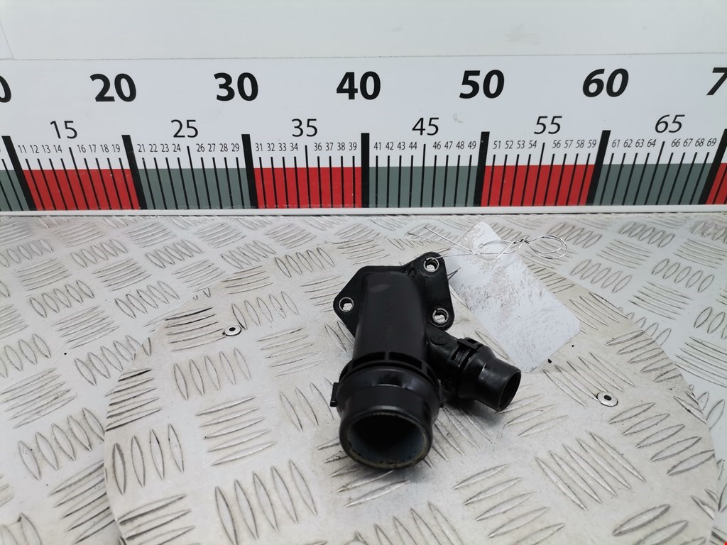 Тройник системы охлаждения BMW X5 E53 1999-2006