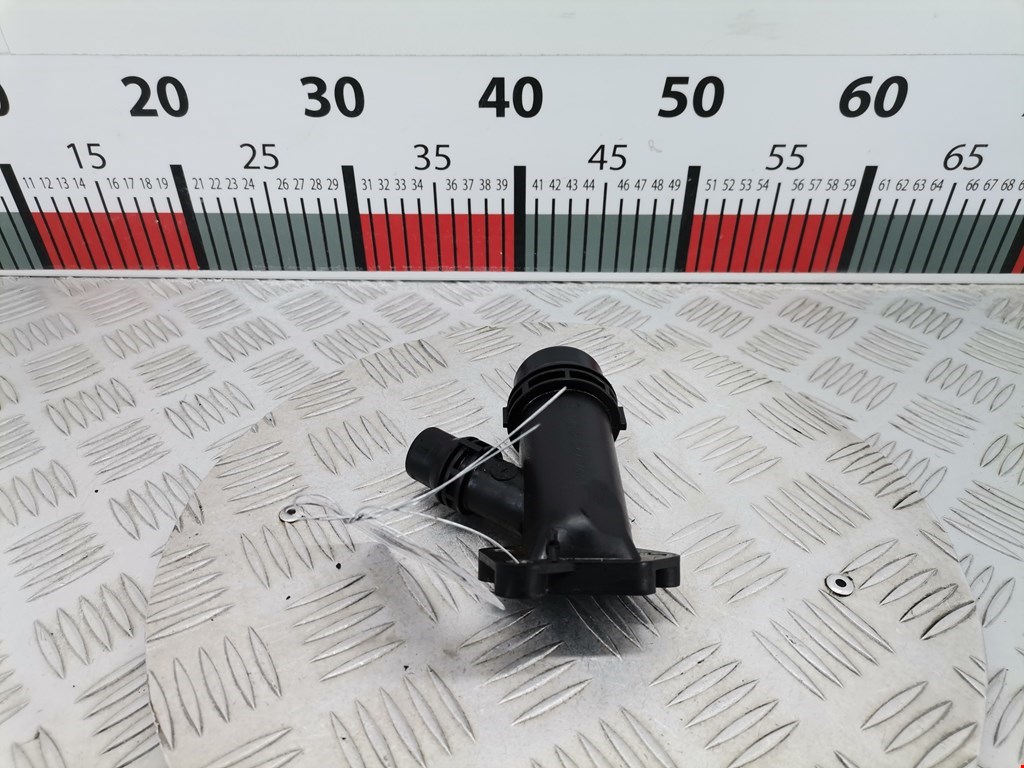 Тройник системы охлаждения BMW X5 E53 1999-2006