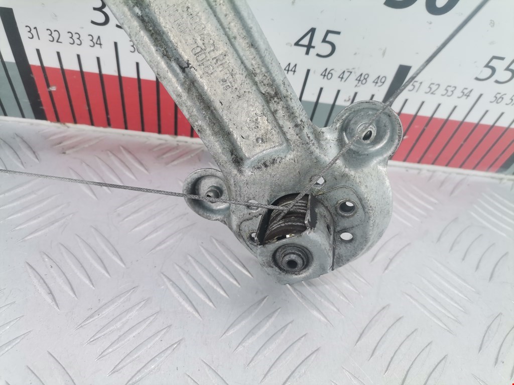 Стеклоподъемник задний правый OPEL Astra H/Family 2004-2015