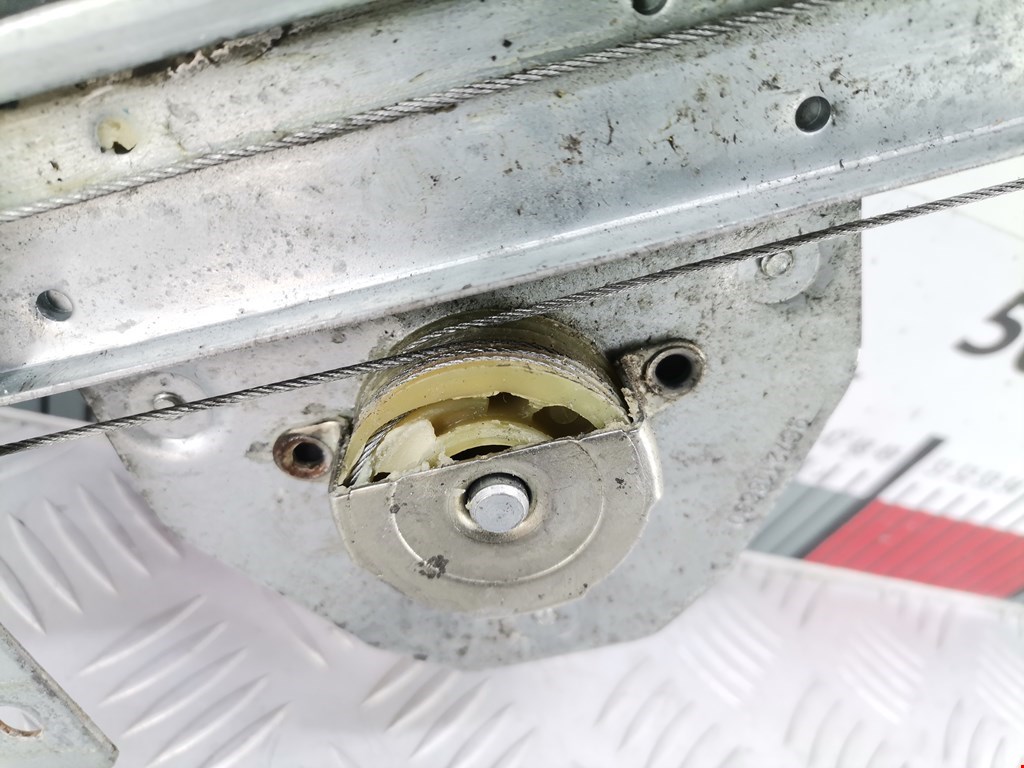 Стеклоподъемник задний правый CITROEN C4 I 2004-2014