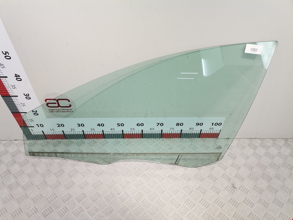 Стекло двери переднее левое CITROEN C5 I 2001-2008