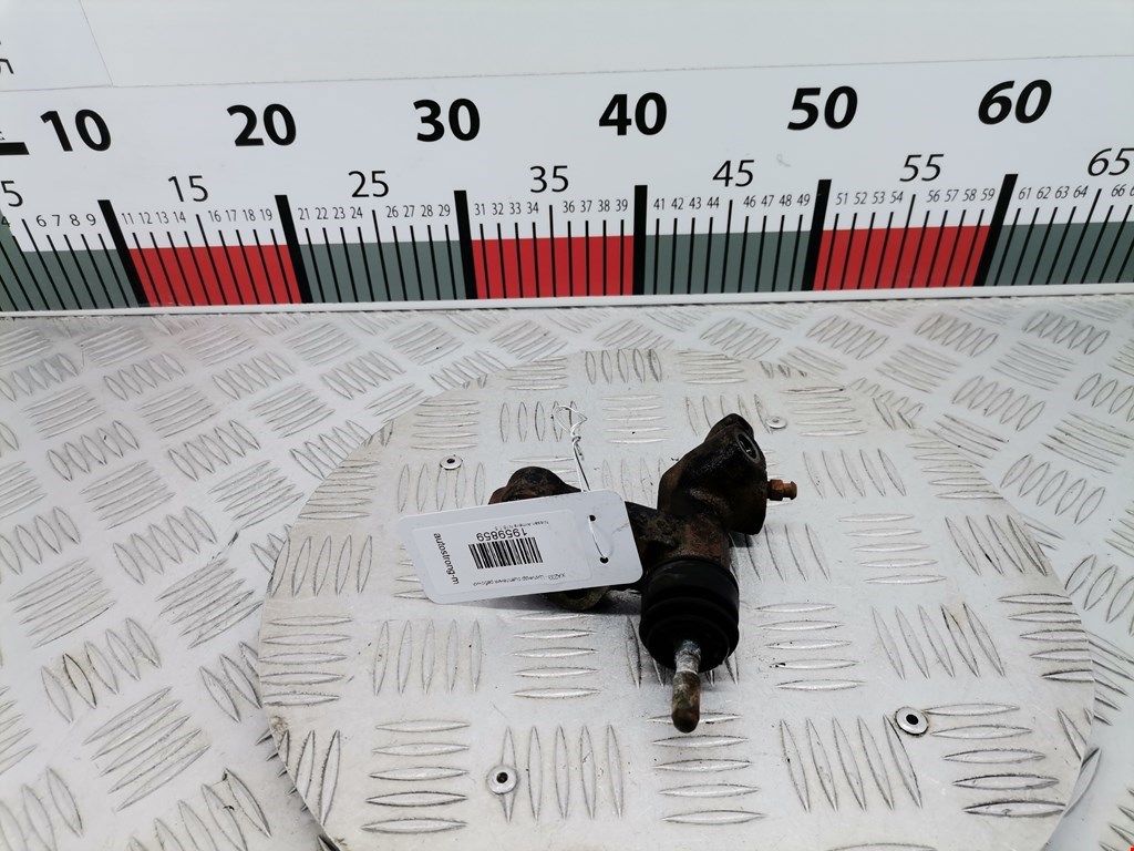 Цилиндр сцепления рабочий NISSAN Almera N16 2000-2006