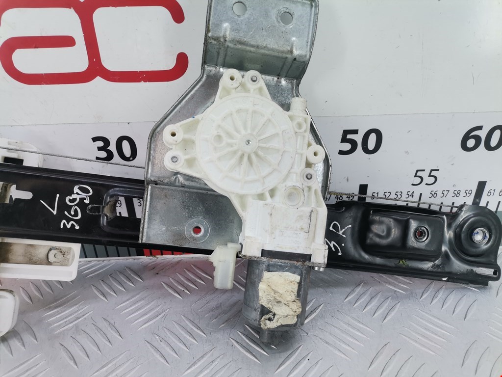 Стеклоподъемник задний правый DODGE Caliber 2006-2011