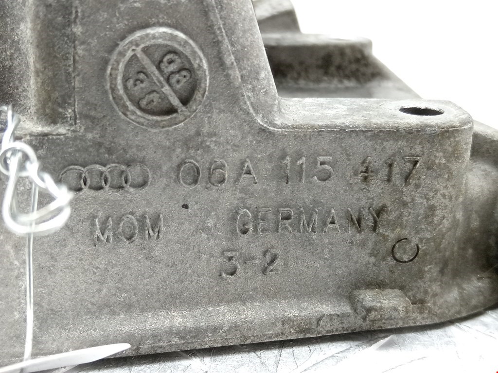 Корпус масляного фильтра VOLKSWAGEN Bora 1998-2005