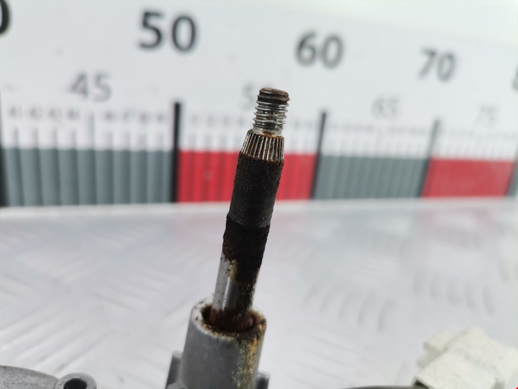 Моторчик стеклоочистителя задний TOYOTA Prius II XW20 2003-2012