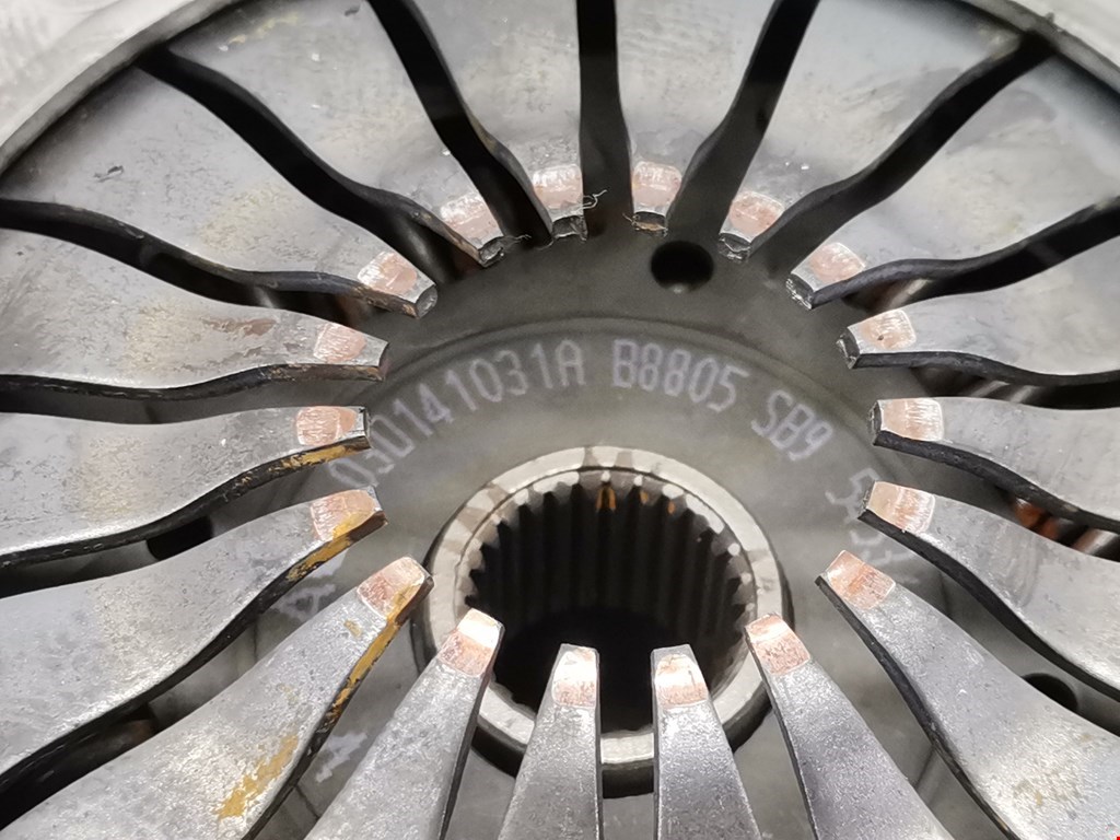 Маховик (демпфер сцепления) SKODA Fabia MK1 1999-2006