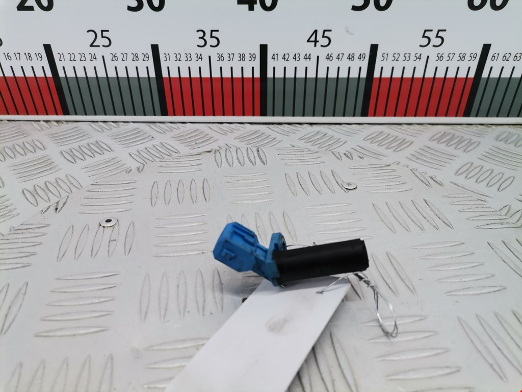 Датчик положения коленвала FORD Fiesta 2001-2008