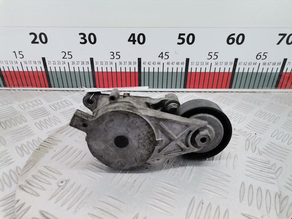 Натяжитель ремня генератора (приводного поликлинового ремня Audi A3 8P (2003-2013)