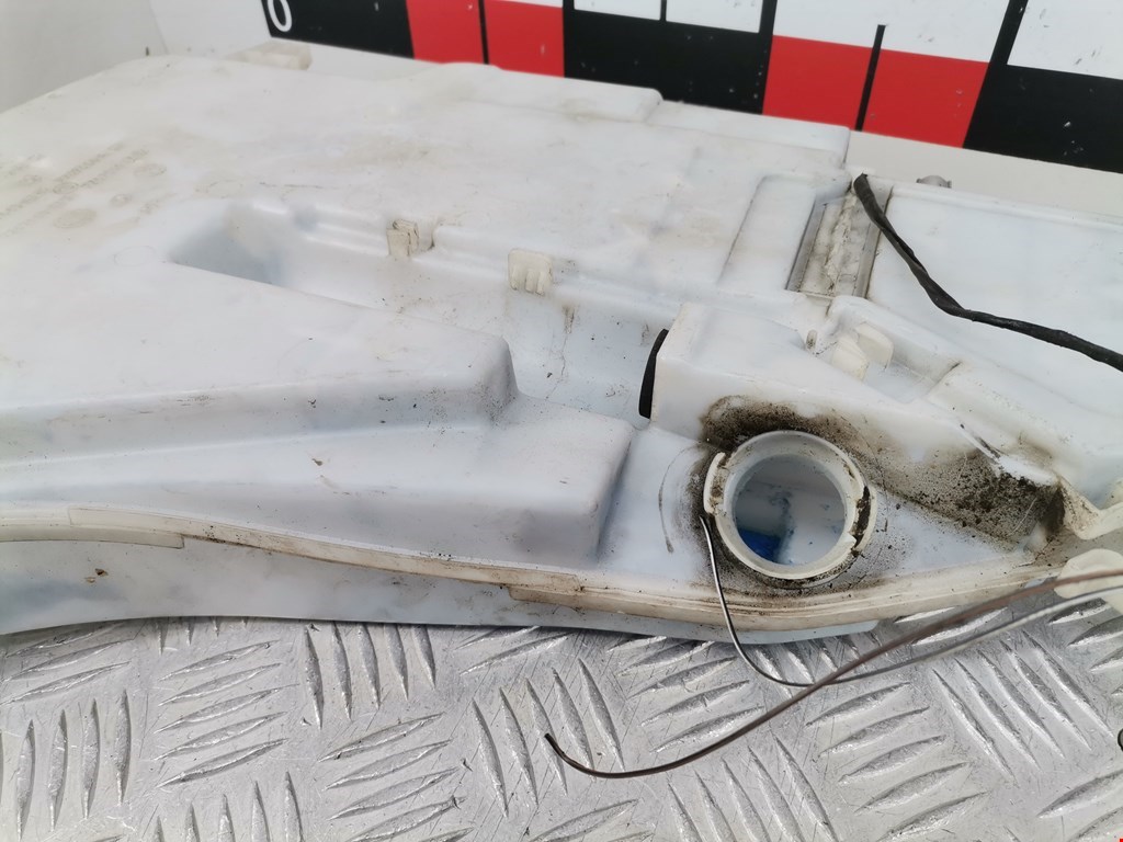 Бачок омывателя BMW 5er 5 серия F10/F11/F07 2009-2017