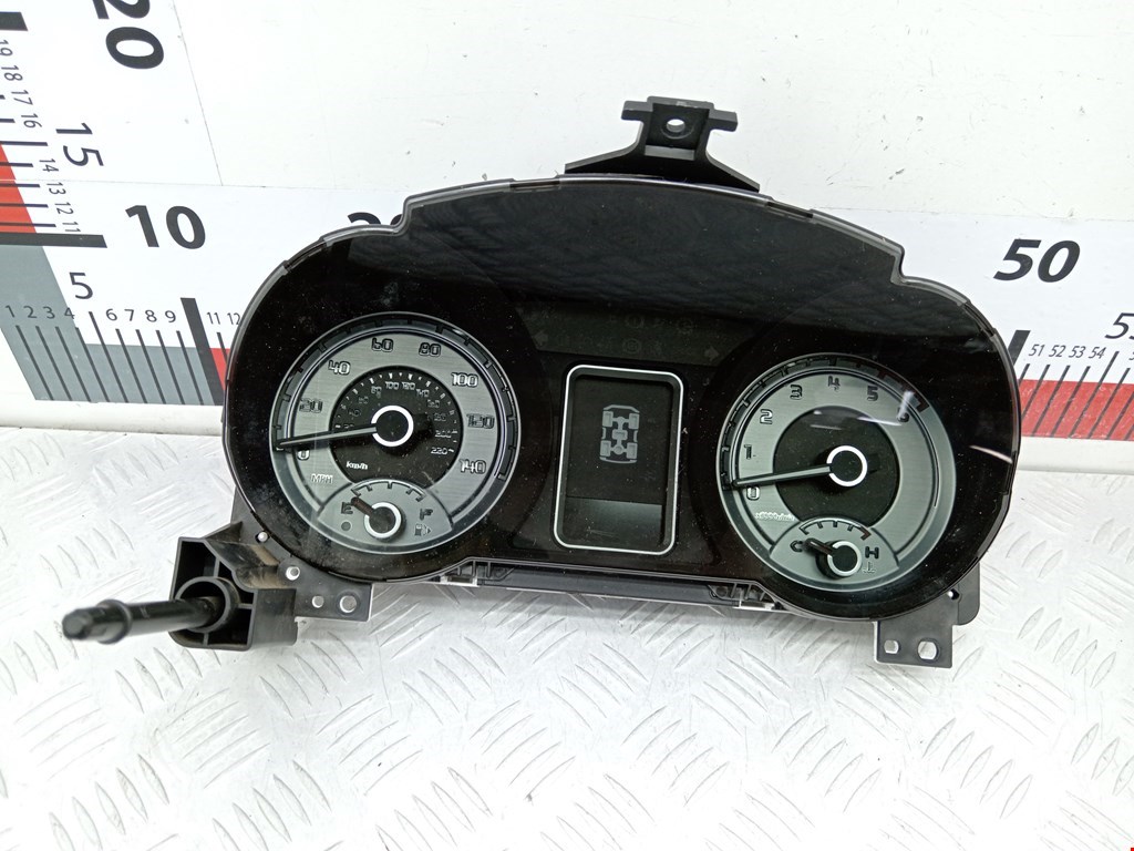 Панель приборов (щиток) MITSUBISHI Pajero IV 2006-2022