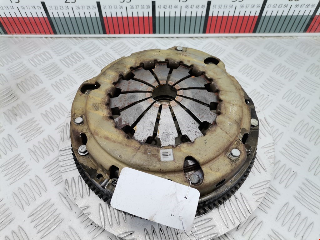 Маховик (демпфер сцепления) FIAT Grande Punto 2005-2009