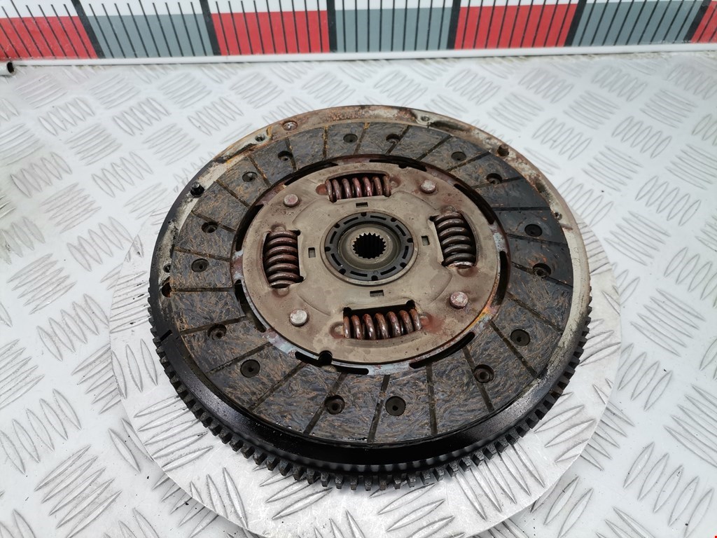 Маховик (демпфер сцепления) FIAT Grande Punto 2005-2009