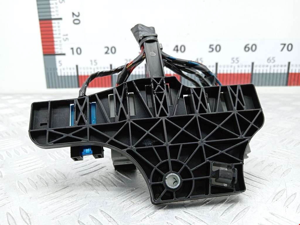 Датчик уровня в бачок омывателя OPEL Astra H/Family 2004-2015