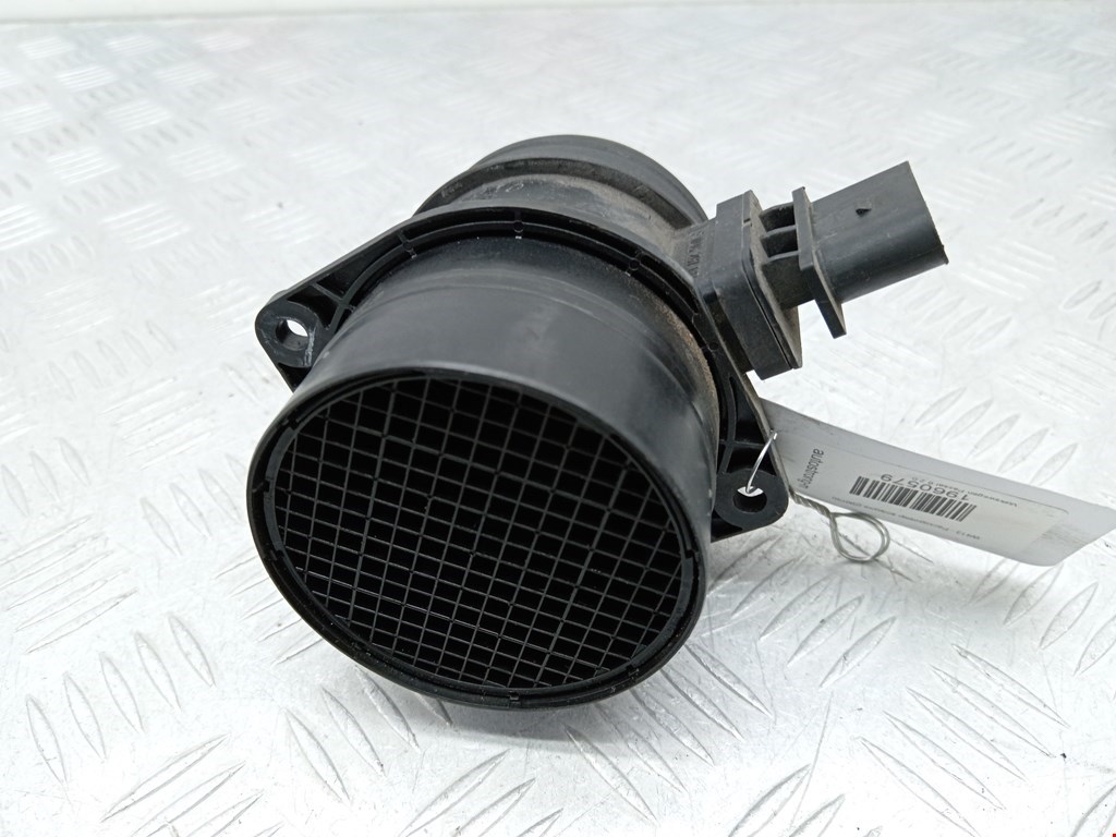 Расходомер воздуха (массметр, датчик ДМРВ) VOLKSWAGEN Passat B6 2005-2011