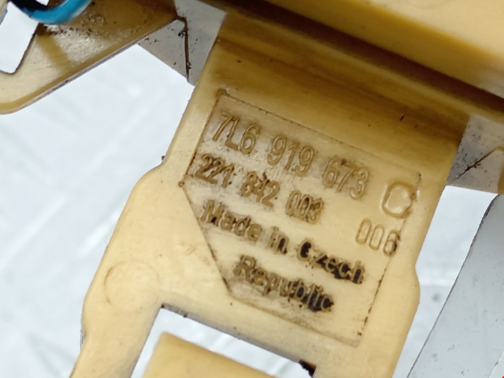 Датчик уровня топлива VOLKSWAGEN Touareg 2002-2010