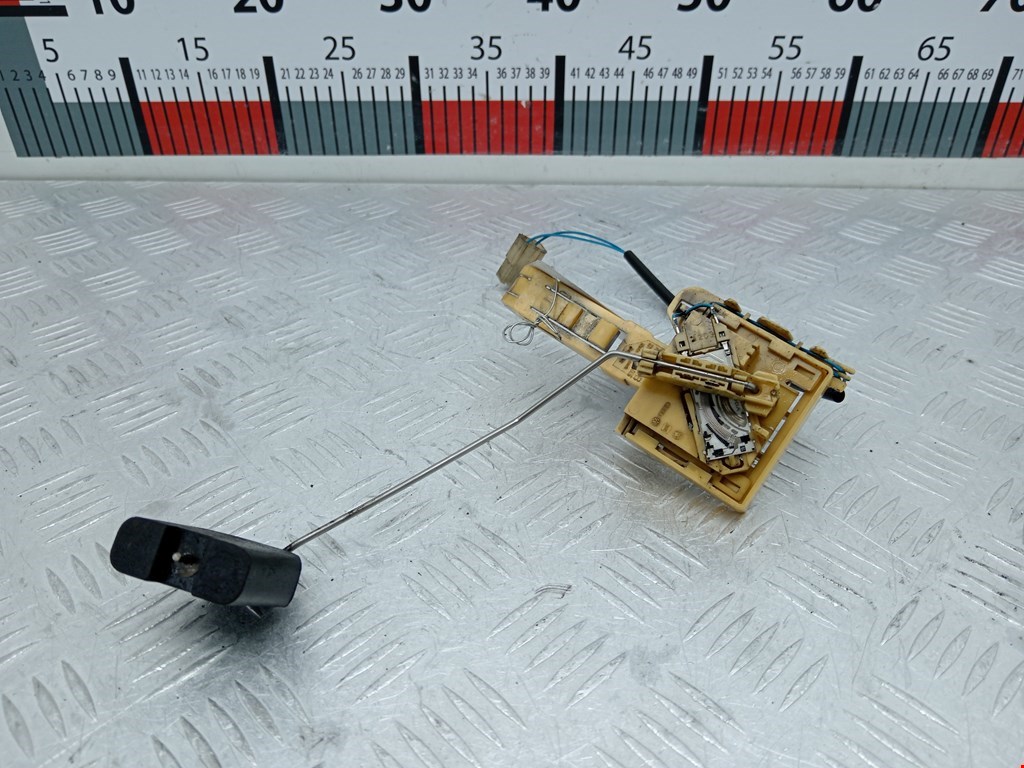 Датчик уровня топлива Volkswagen Touareg 1 (2002-2010)