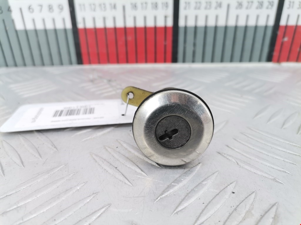 Вставка замка багажника PEUGEOT Partner 1996-2009