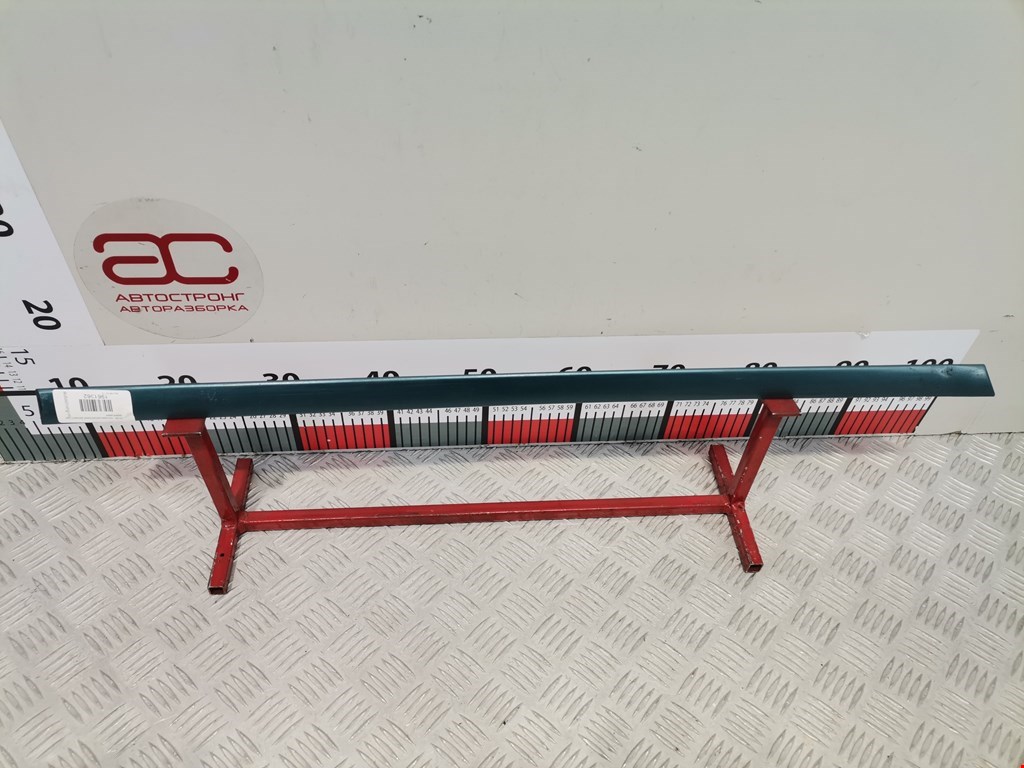 Накладка декоративная (молдинг) двери задней правой Audi A6 C5 (1997-2005)