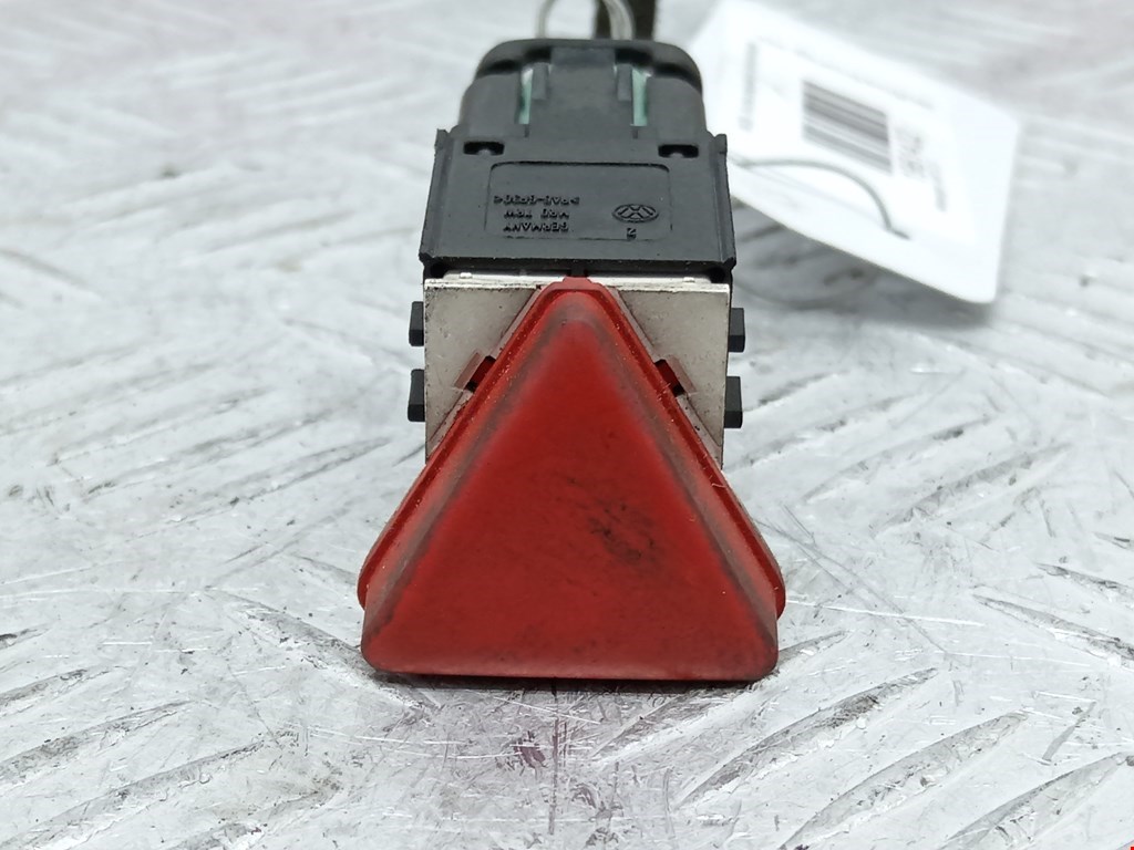 Кнопка аварийной сигнализации (аварийки) VOLKSWAGEN Golf V 2003-2009