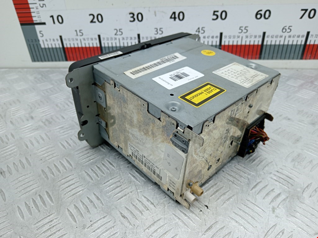 Магнитола VOLKSWAGEN Golf V 2003-2009