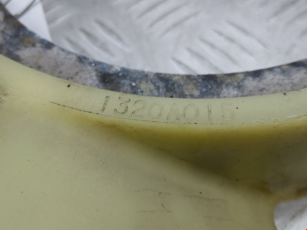 Крыльчатка вентилятора (лопасти) MITSUBISHI Pajero IV 2006-2022