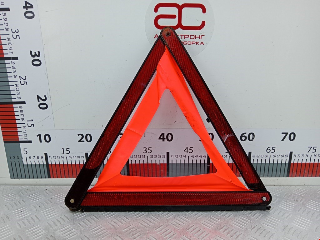 Знак аварийной остановки VOLKSWAGEN Touareg 2002-2010